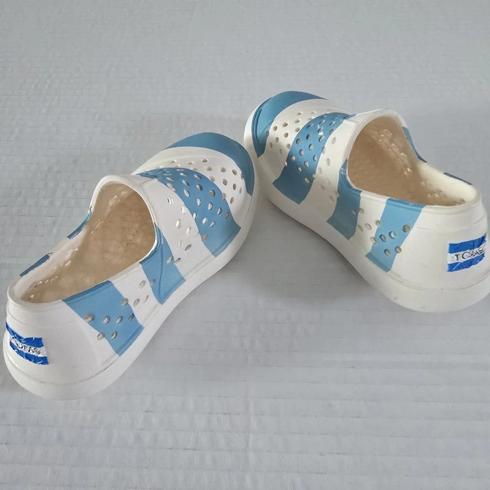 Toms Toddler Sz 6 - white, Argentina baby blue Stripe Slip on Rubber, Water Shoe